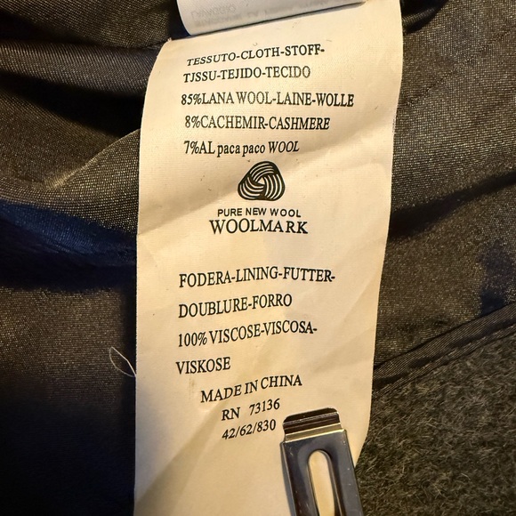 MaxMara Funnel Neck Short Sleeved Wool/Cashmere Blend Jacket - Picture 12 of 13